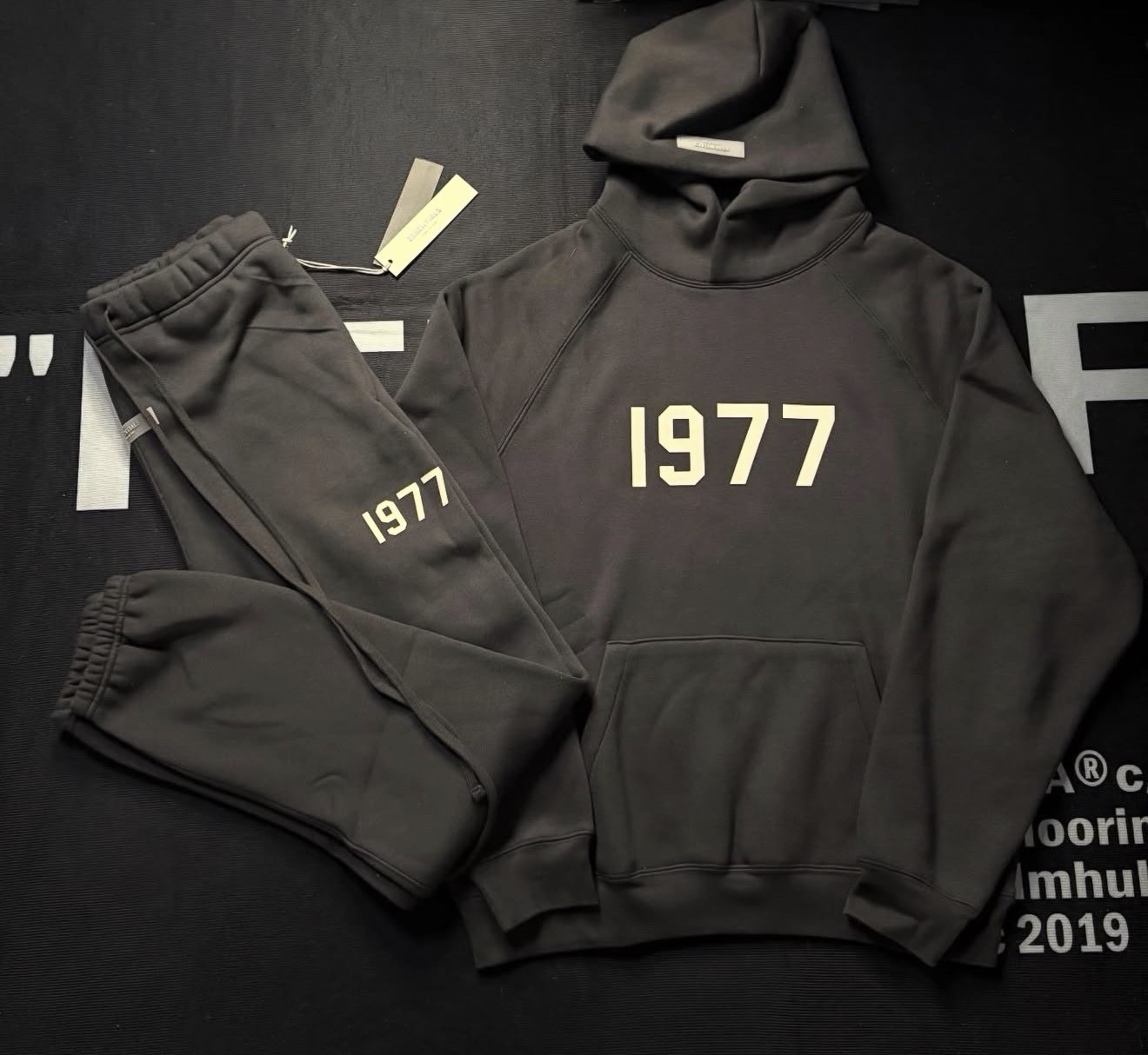 Fear Of God Esssnrials 1977 Iron Set