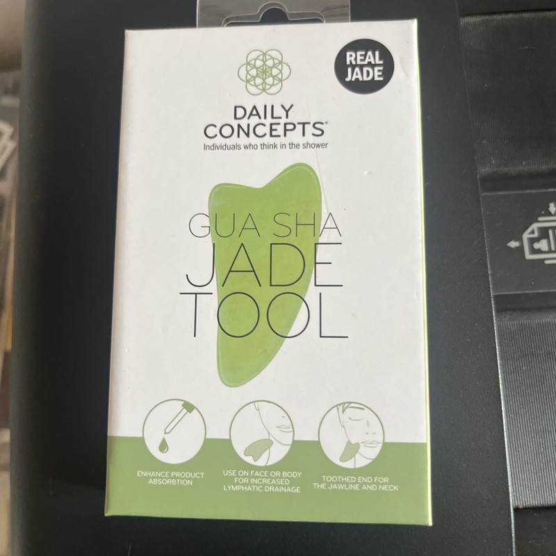 Daily Concepts Gua Sha Jade Tool Real Jade Soothes Jawline and Neck 1 Count Nib