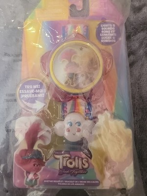 NEW DreamWorks Trolls Band Together 9'' Hug Time Talking Bracelet Light & Sound