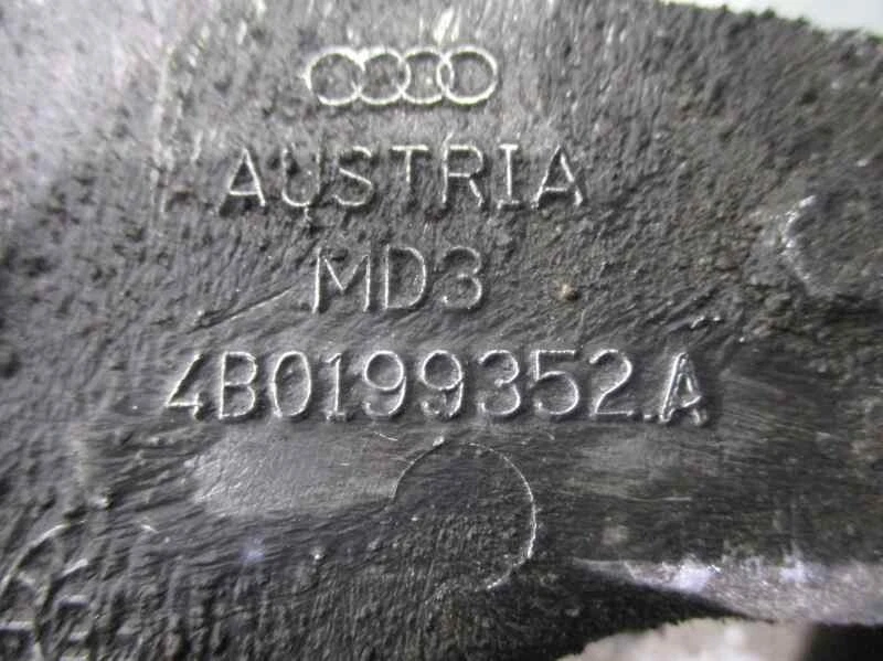 4B0199352A soporte motor derecho para AUDI A4 AVANT (B5) 1.9 TDI 1994 985655 - Imagen 3 de 4