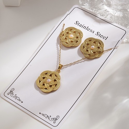 Gold Tone Stainless Steel Jewelry Set Necklace Pendant & Earrings Round White