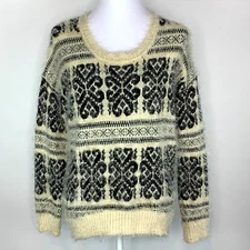 Dex 1963 Womens Size M Pullover Sweater Top Aztec Print Soft Fluffy Casual