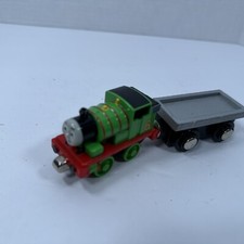 D830 Thomas  Friends Take Along N Play Diecast Dirty Tired Coal Dust Percy