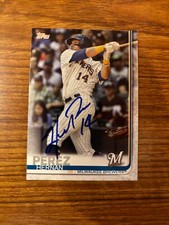 2019 Topps Milwaukee Brewers Hernan Perez Autographed Card #617