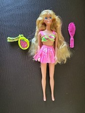 Vintage 1990 Hawaiian Fun Barbie with Hula Skirt Lightly Used Mattel 5940