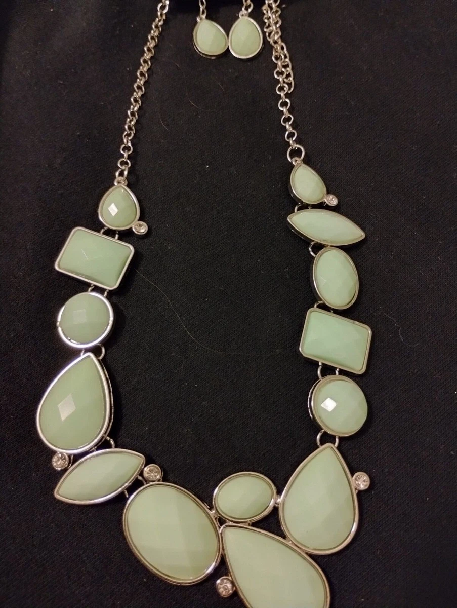 Mystical mirage green necklace deals
