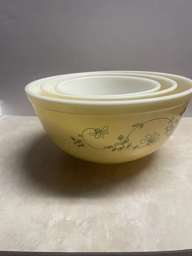 Pyrex Vintage Shenandoah Nesting Mixing Bowls Set of Three