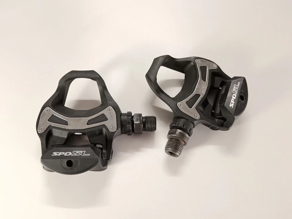 Pair of SHIMANO SPD SL Pedals R550