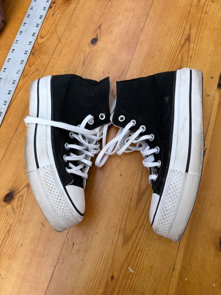 Women Converse Chuck Taylor All Star Lift Platform High Hi Top SZ 7 A4 - Image 3 of 4