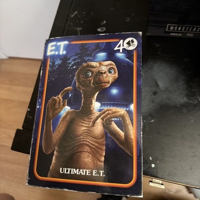 NECA ULTIMATE E.T. THE EXTRATERRESTRIAL 40TH ANNIVERSARY ACTION FIGURE** In Box