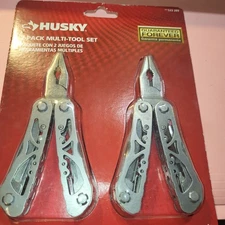 Husky 2-Pack Multi-Tool Set in New in the Package Condition  523 289