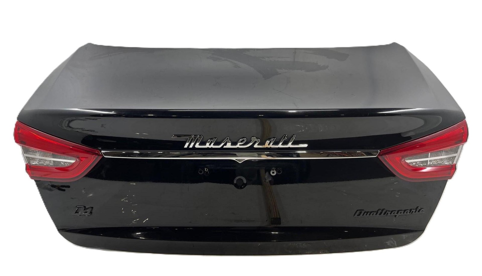 2014 Maserati Quattroporte S Trunk Lid W/ Light Camera Dirt In Paint Black OEM