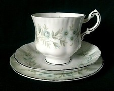 PARAGON DEBUTANTE TEA TRIO BONE CHINA TEA CUP SAUCER AND SIDE PLATE BLUE FLOWERS