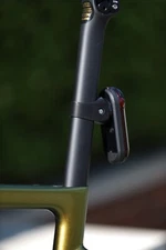 Enve Melee and Fray universal garmin varia mount