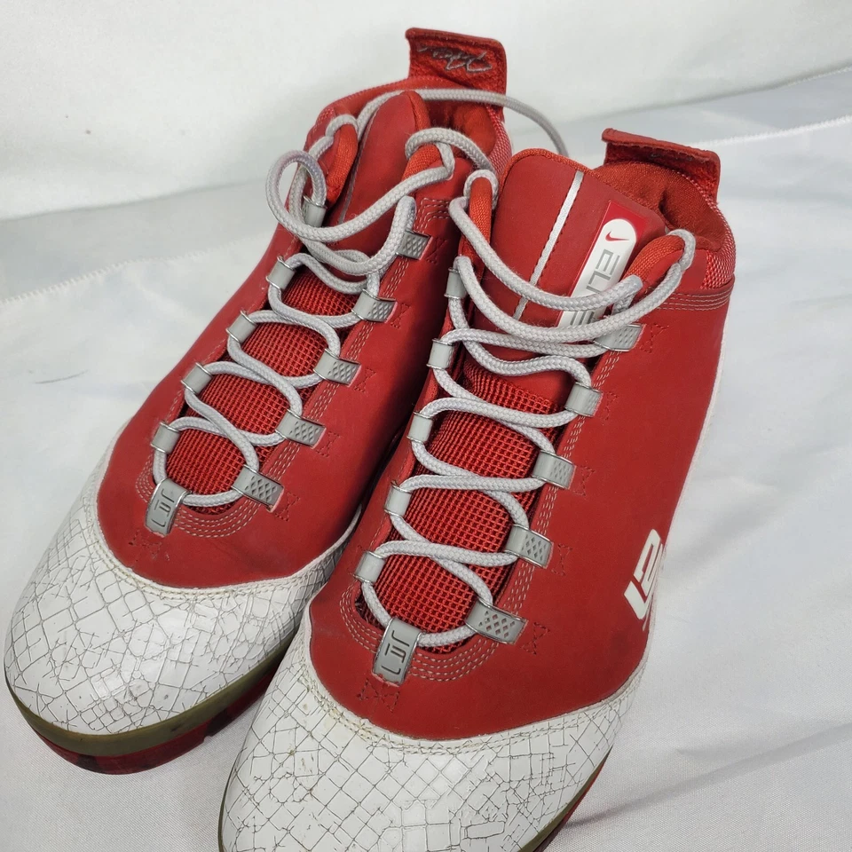 勒布朗·詹姆斯 Nike Zoom Soldier II 款式 319407-661,红色和白色,美国 12 码 — 第 2/4 张图片