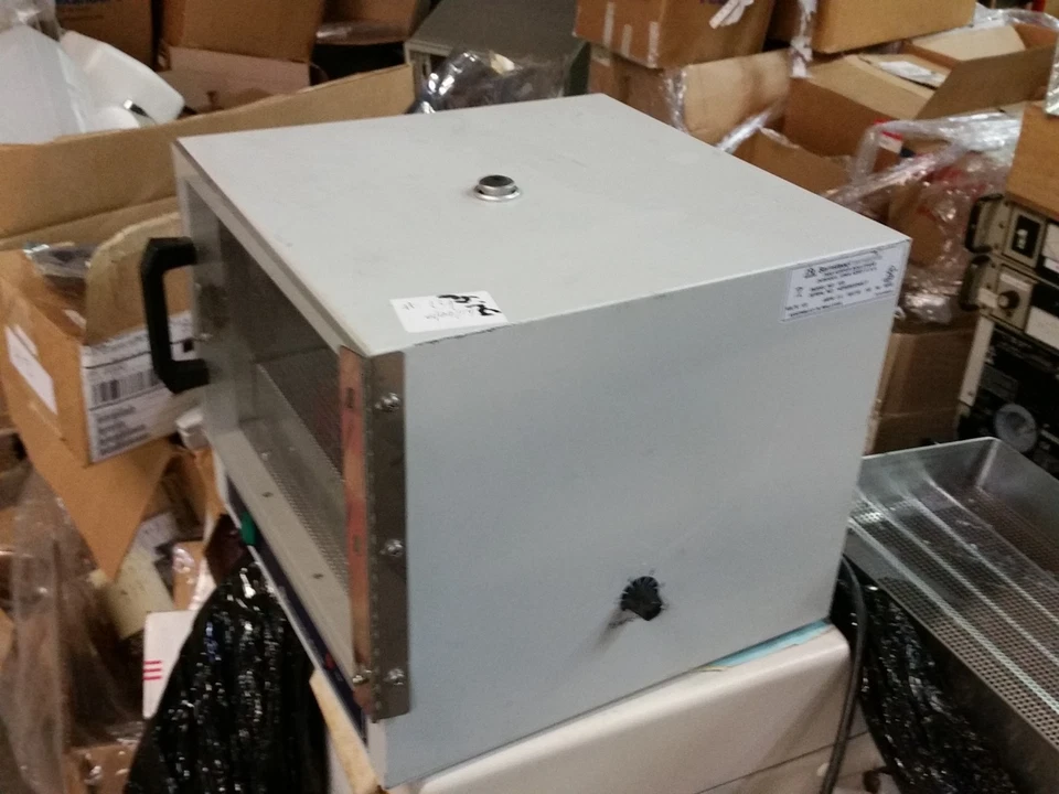 Incubadoras compactas de bajo costo Thermolyne Barnstead Lab-Line 105 Foto 4 de 4