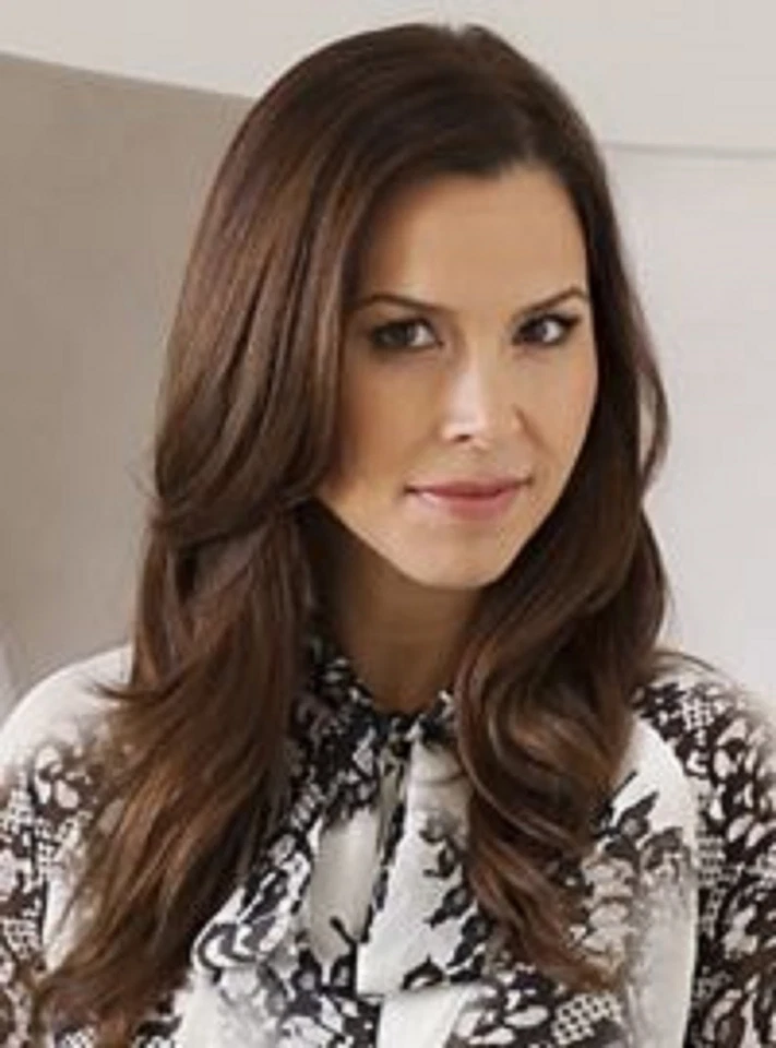 Waterford Fine China Monique Lhuillier Embrace Floral Lace Oval Platter 13.5" - Image 4 of 4