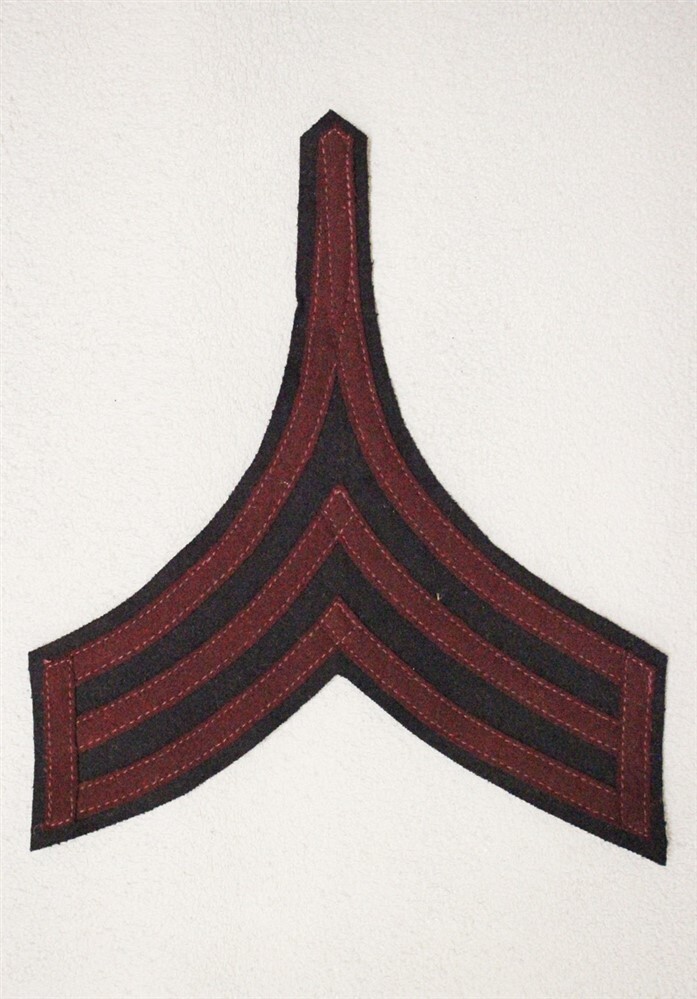 Military Cadet Chevron - Lieutenant, maroon on black (051) | eBay