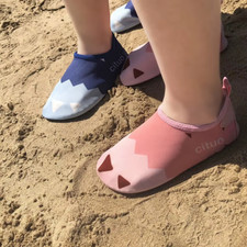 H Kids Water Shoes Beach Shoes Boys Girls Non Slip Quick Dry