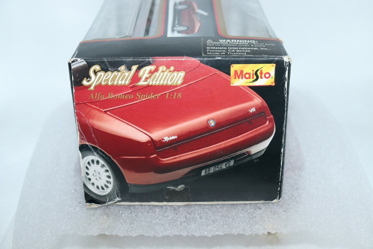 Maisto 1:18 Alfa Romeo Spider Special Edition Diecast Red