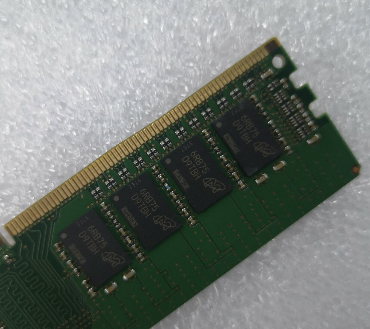 MT Micron 16GB DDR4 2400 ECC UDIMM RAM 2Rx8 PC4-19200