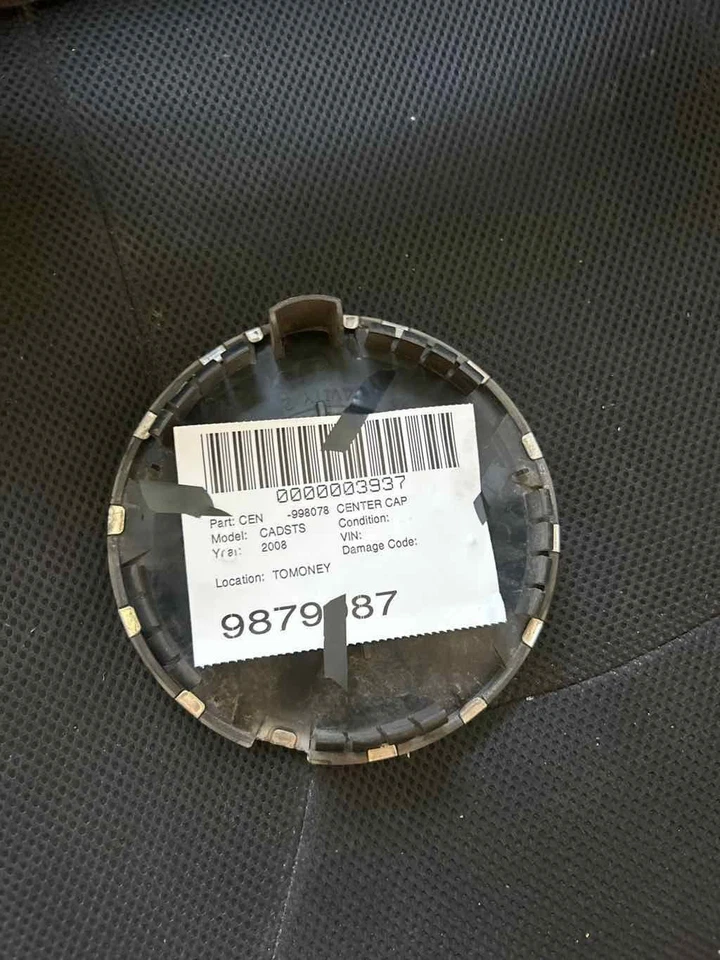 Fits 2007-2011 Cadillac STS Center Cap OEM#:9596982 Foto 2 de 2