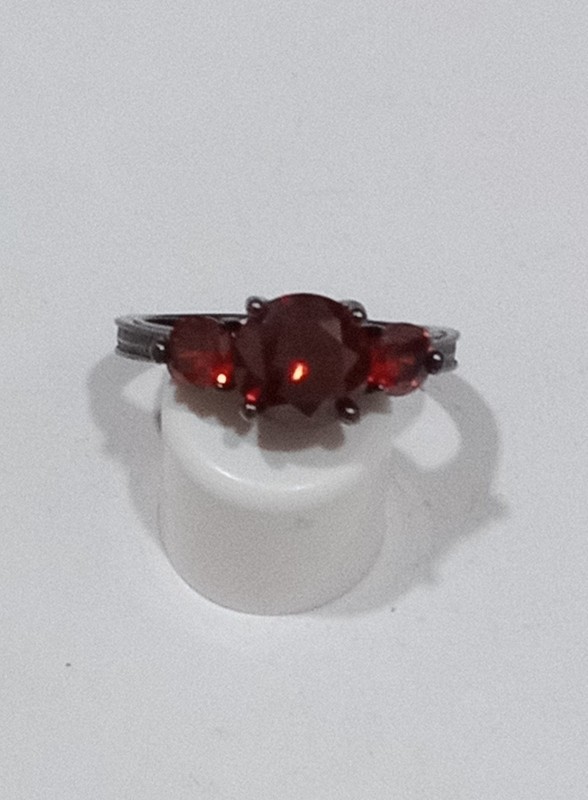 Gothic Black Metal Ring With 3 Red Stones Finger Size 10 Goth/Metal/Vampire