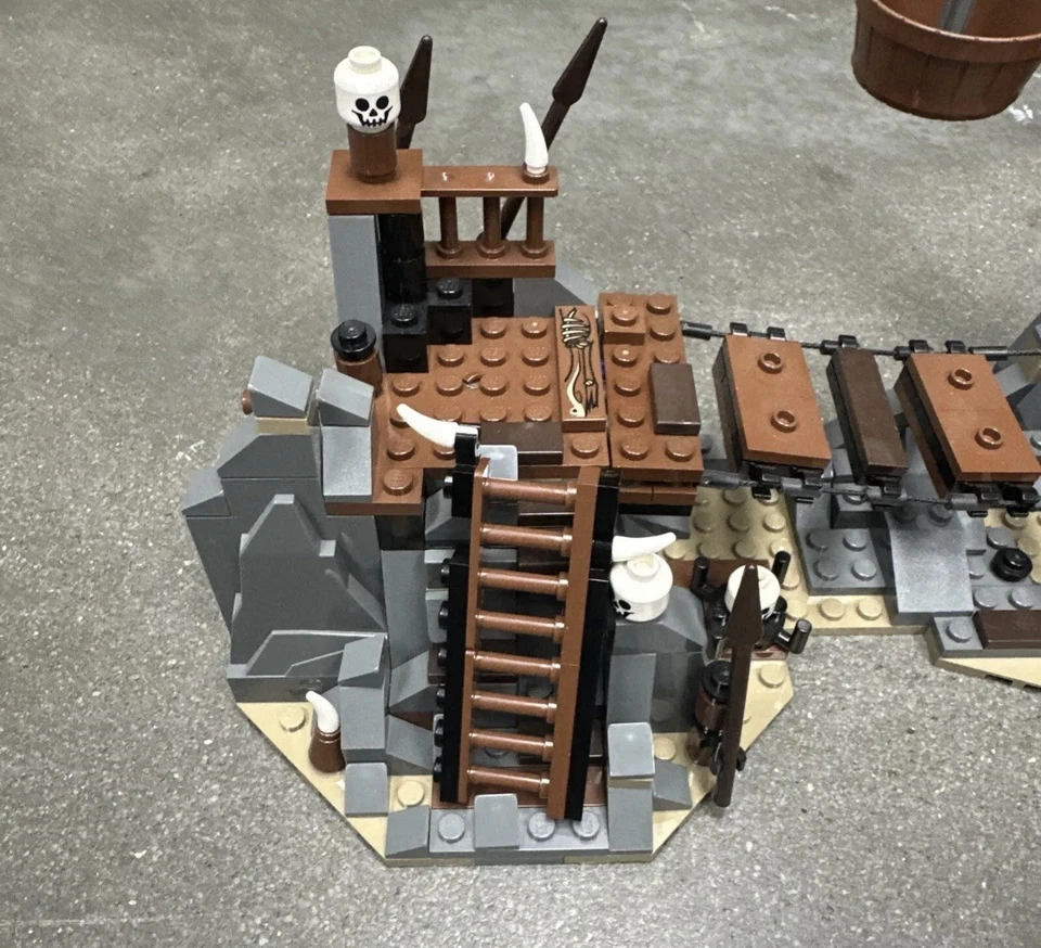 Lego El Hobbit El Rey Duende Batalla 79010 Construido No Incluye Minifiguras Foto 2 de 4