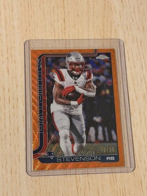 2025 Topps Chrome - Rhamondre Stevenson #210 RayWave Refractor /25