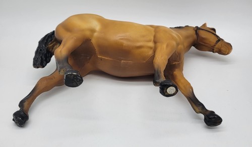 Breyer Horse Buckskin Quarter Horse Gelding #98 Two Bits Vintage - Picture 7 of 7
