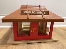 Vintage 1974 McDonalds Play Set Playskool Fam...