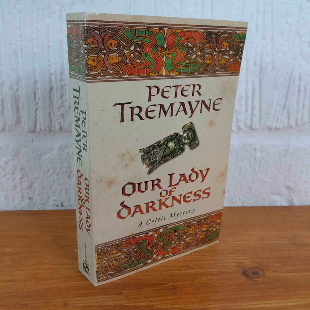 Our Lady of Darkness — Peter Tremayne