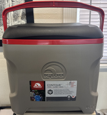 IGLOO CONTOUR 30 Quarts Insulated Marine Cooler  Cool Riser Technology RARE FIND