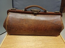 Superbe ancienne sacoche de médecin en cuir de crocodile - début XXème siècle