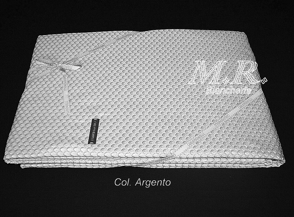 COPRILETTO MATRIMONIALE COLORE ARGENTO COLLEZIONE CASA CARLO PIGNATELLI - Immagine 2 di 4