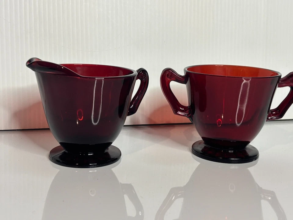 Vintage 1938-1967 MCM Anchor Hocking Royal Ruby Red Glass Creamer & Sugar Set - Image 2 of 4