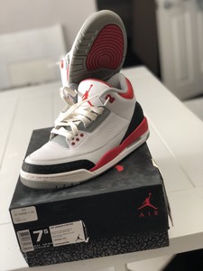 NIKE-Air-Jordan-s-Retro-3-Fire-Red
