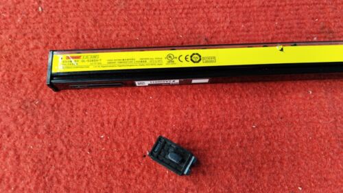 P:68 KEYENCE GL-S28SH-T Transmitter safety light grid sensor - Picture 5 of 11