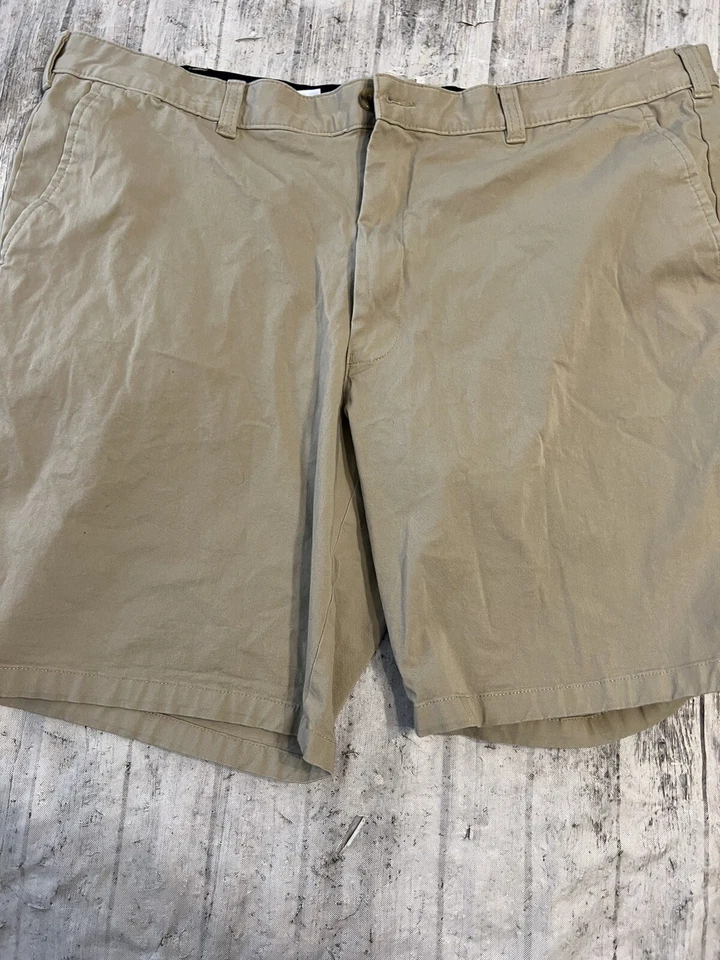 Shorts chino Club Room masculino frente plana tamanho 42 W costura interna 9,5 polegadas - Imagem 3 de 4