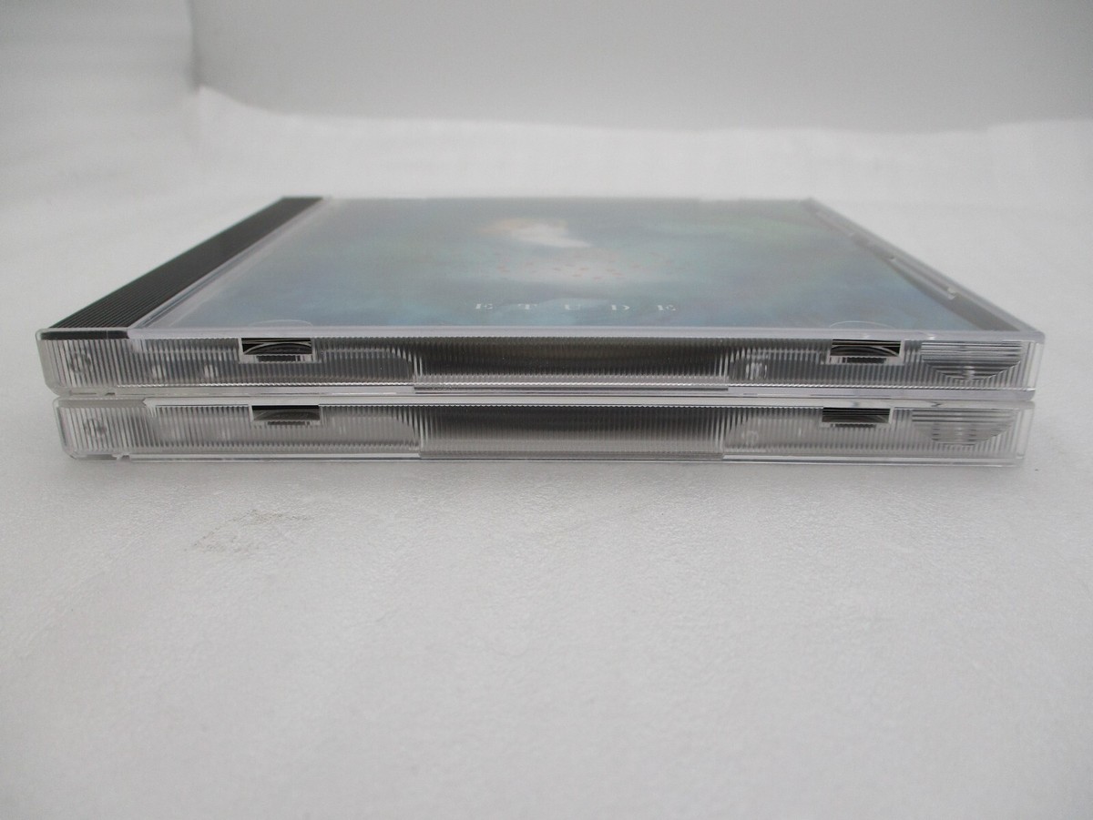 LAREINE CD ETUDE & LILLIE CHARLOTTE within Metamorphose