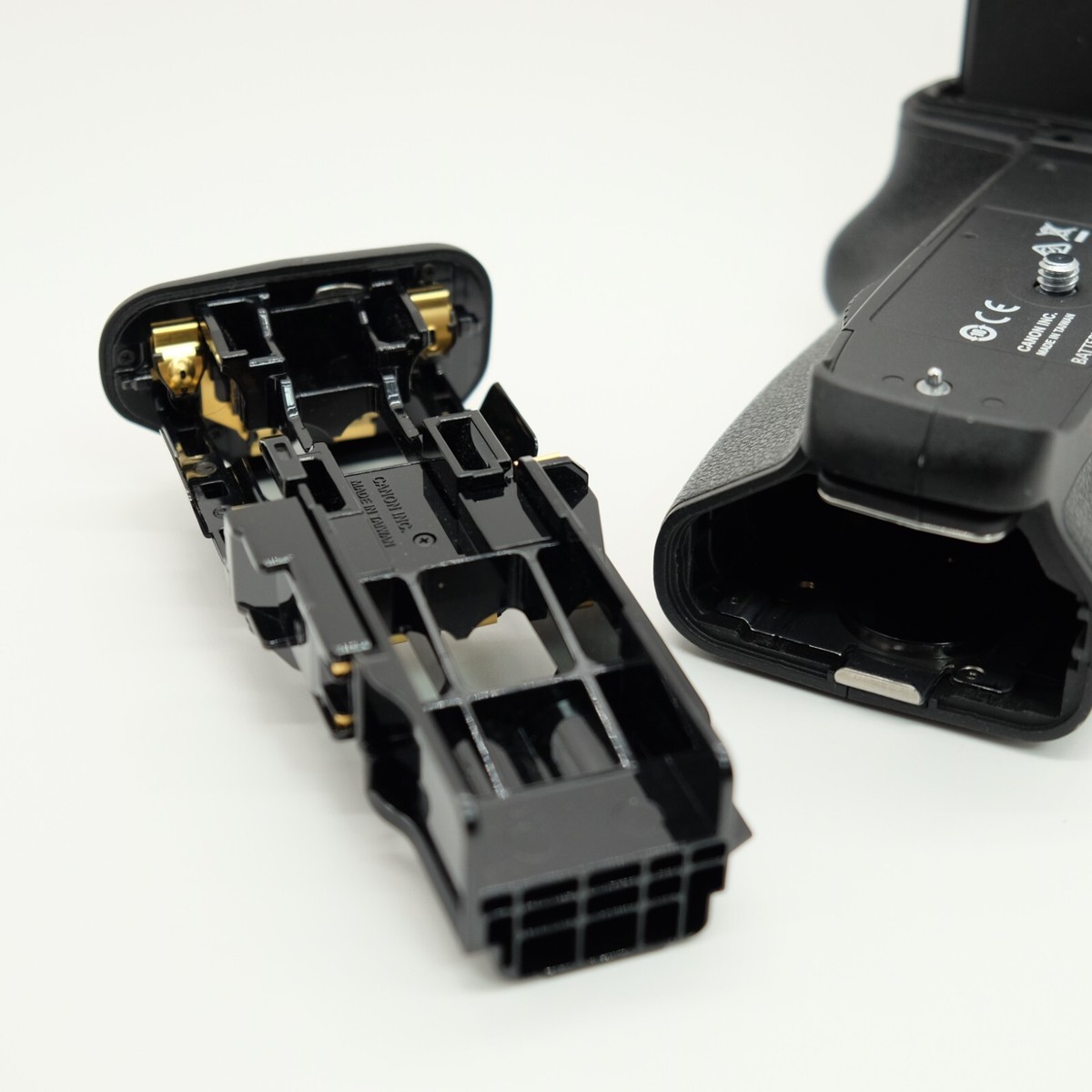 その他 CANON BATTERY GRIP BG-E16 Near Mint] Canon BG-E16 Battery Grip For EOS 7D MarkII Black Japan