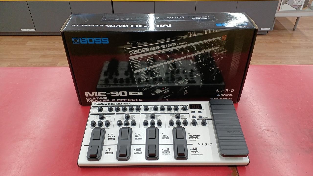 Pédalier de guitare Boss ME-90 WH multi-effets