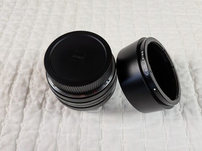 Carl Zeiss 50mm f/1.4 Planar T* 1.4 Camera Lens for Canon EF Mount