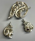 Vintage Signed Lisner Silver Clear Rhinestone Faux Pearl Clip Earrings Pin Set — photo 2