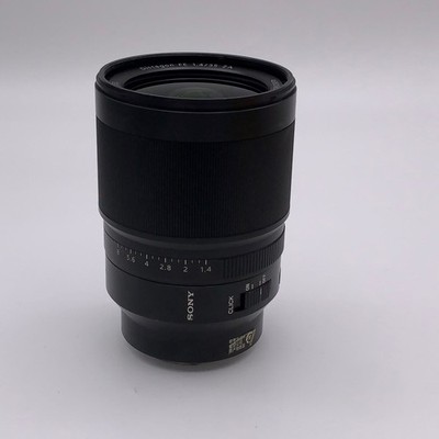 Sony Distagon T-Star FE 35mm f/1.4 ZA Full-Frame E-Mount Prime Lens