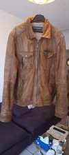 Blouson cuir tendance 