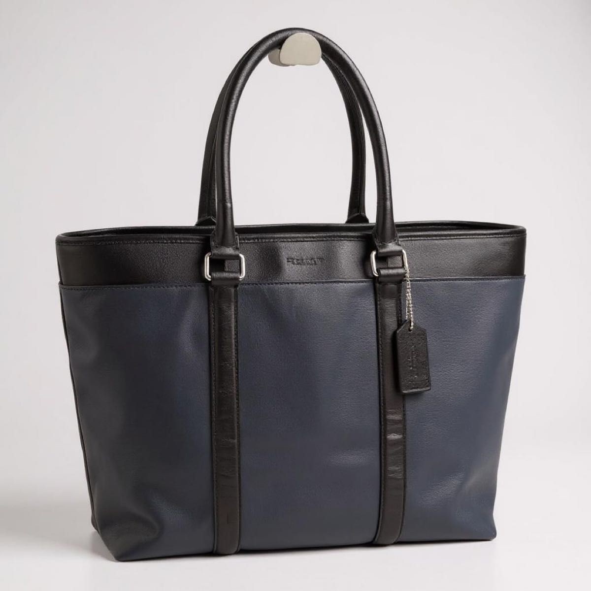 COACH Metropolitan Perry 2-Way Tote Business Bag in Black Navy 54758