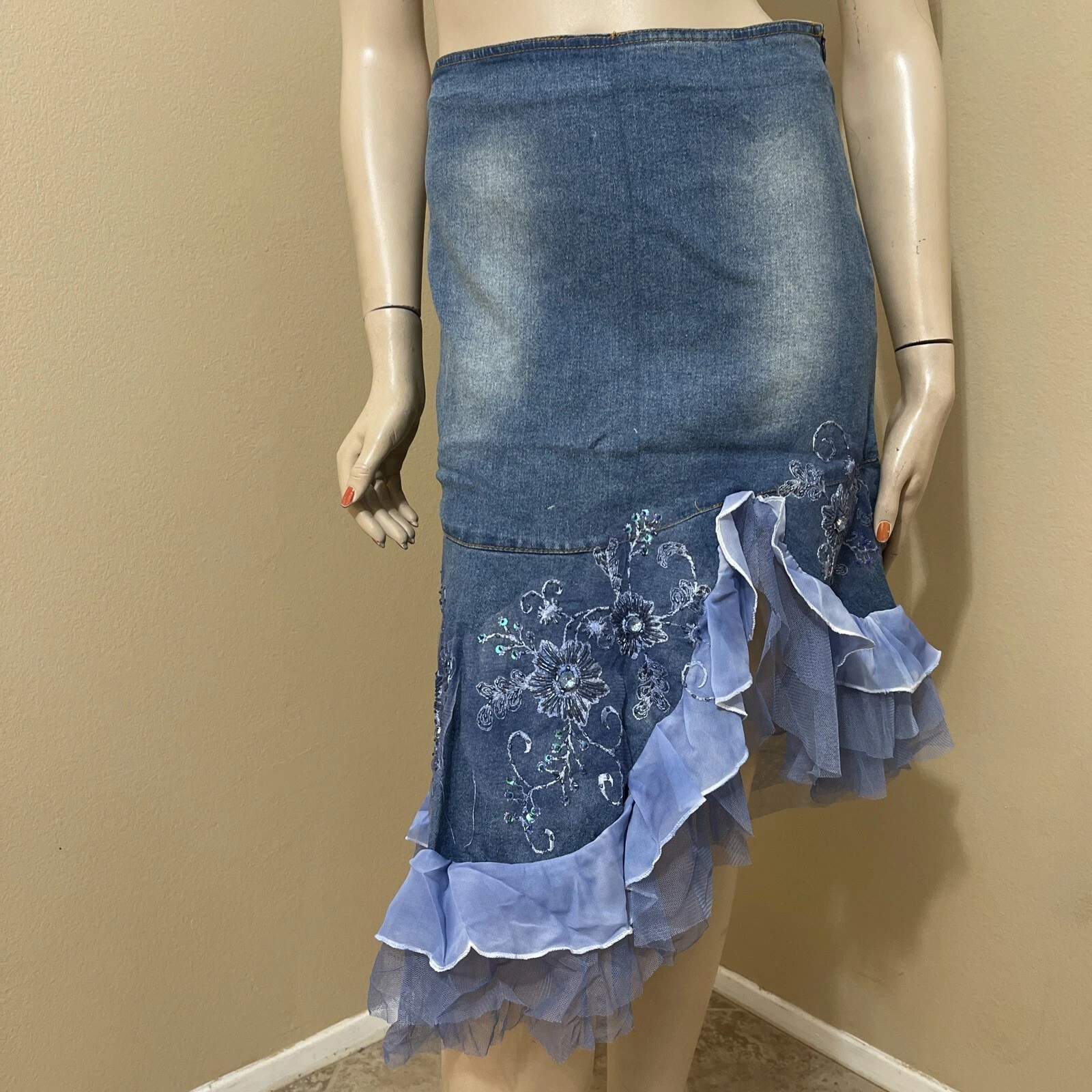 Women’s Blue Denim Cotton Casual Stretch Bead Zipper Size XL(10-12) Skirt 3277
Opens in a new window
