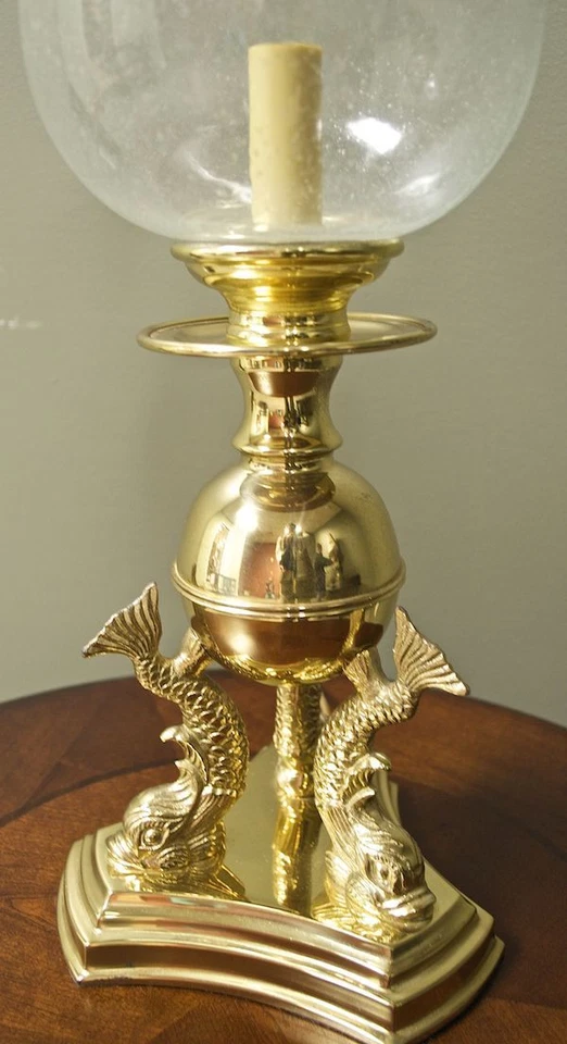 Lámpara vintage de latón macizo Dolphin Hurricane Foto 4 de 4