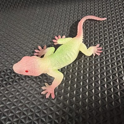 Transparent NEON Pink/Green Rubber Gecko